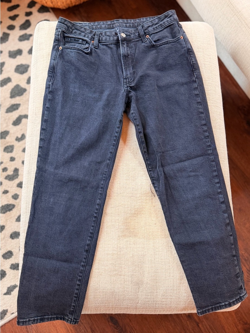 Old Navy Women's Straight Leg Jeans — Black